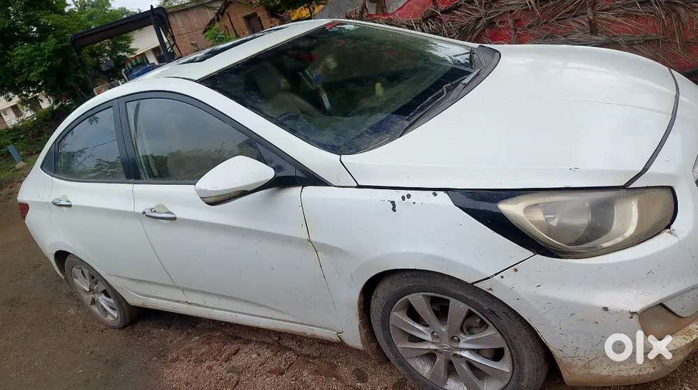 Hyundai Verna Fluidic Diesel Manual 2013 Model