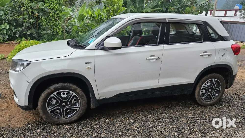 2nd Owner Maruti Brezza Ldi