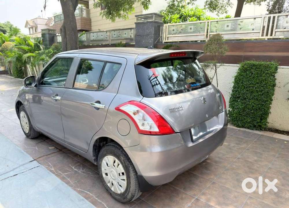 Maruti Suzuki Swift Lxi, 2015, Petrol