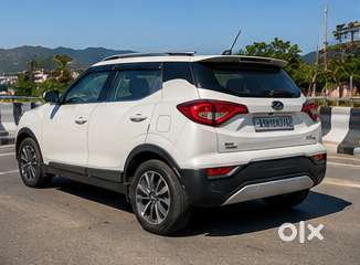 Xuv 300 W8 (o) Dsl Amt ( Dr`s Car )