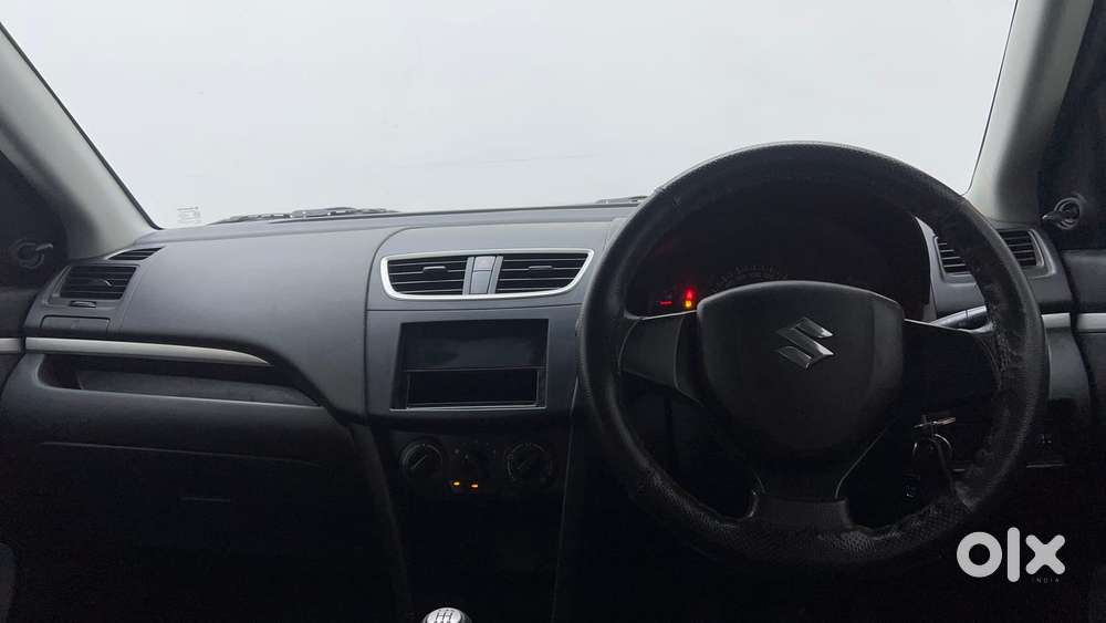 Maruti Suzuki Swift 1.2 Lxi (o), 2015, Petrol