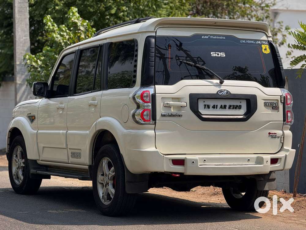 Mahindra Scorpio S10 8 Seater, 2017, Diesel