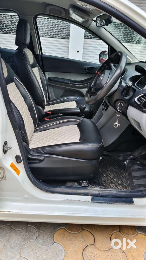 Tata Tiago 1.2 Revotron Xt (o), 2022, Petrol