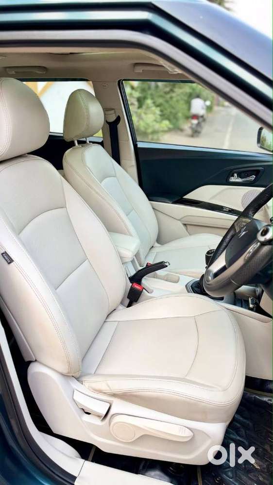Mahindra Xuv300 W8 Option Diesel, 2023, Diesel