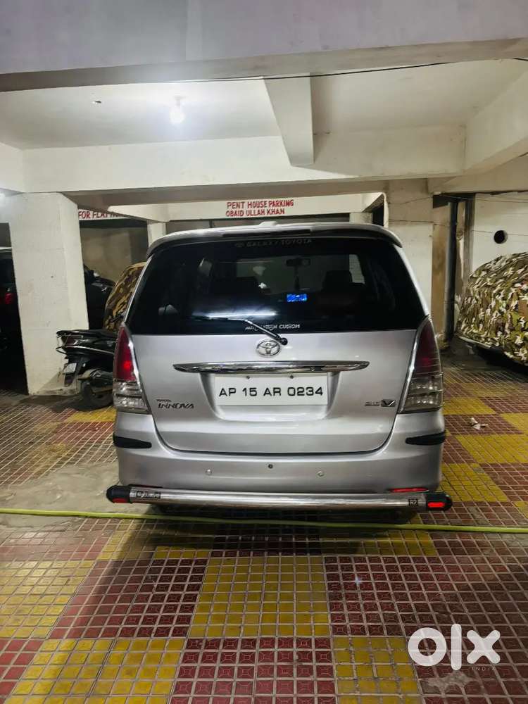 Toyota Innova 2.5 Vx 2010
