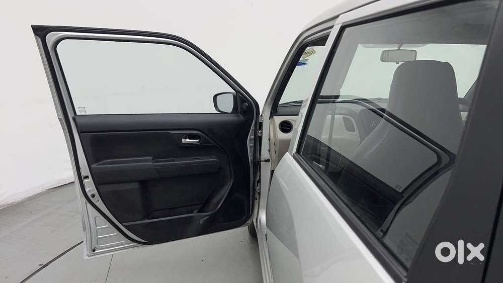 Maruti Suzuki Wagon R 1.0 Vxi Cng, 2024, Cng & Hybrids