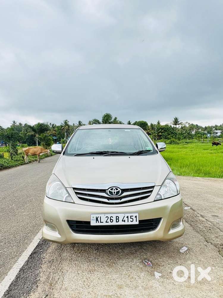 Toyota Innova 2.5 Ev Ps 8 Str, 2011, Diesel