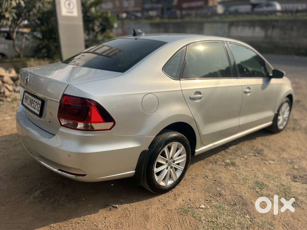 Volkswagen Vento 1.2 Tsi Highline Plus At, 2016, Petrol