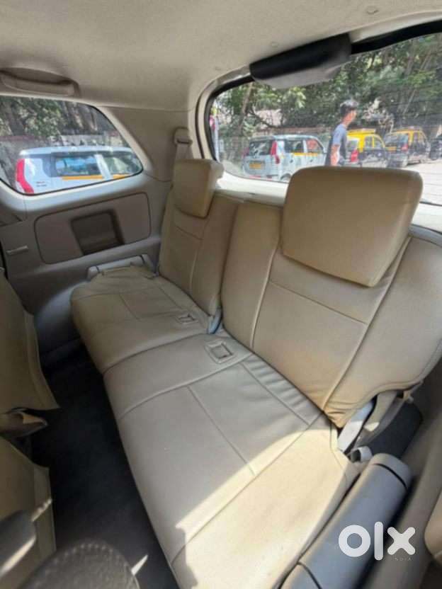 Toyota Innova 2.5 V 8 Str, 2013, Diesel