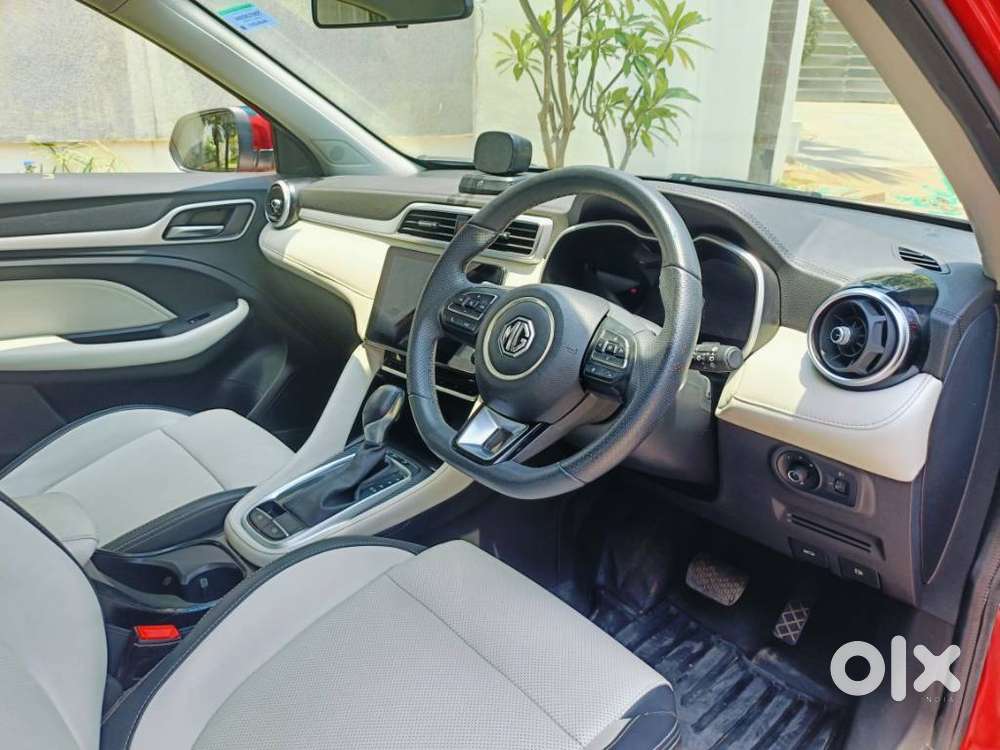 Mg Astor 1.5 Savvy Cvt S Red, 2023, Petrol