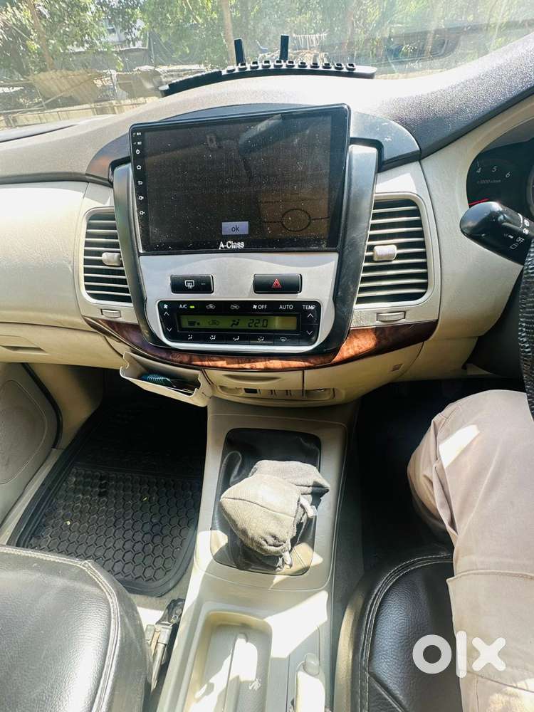 Toyota Innova 2.5 V 8 Str, 2014, Diesel