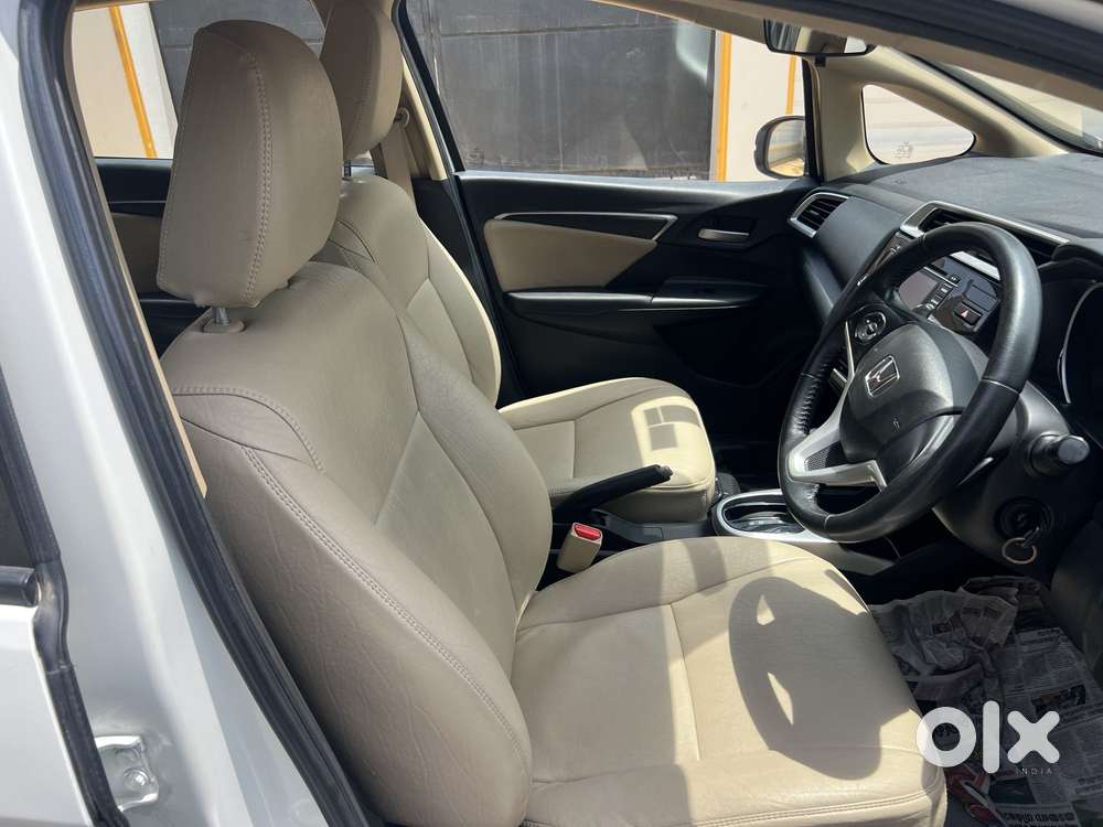 Honda Jazz V Cvt, 2017, Petrol