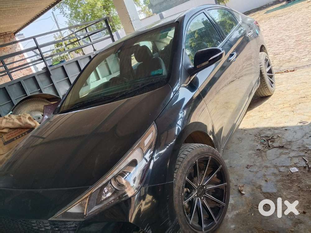 Hyundai Verna Petrol 2023