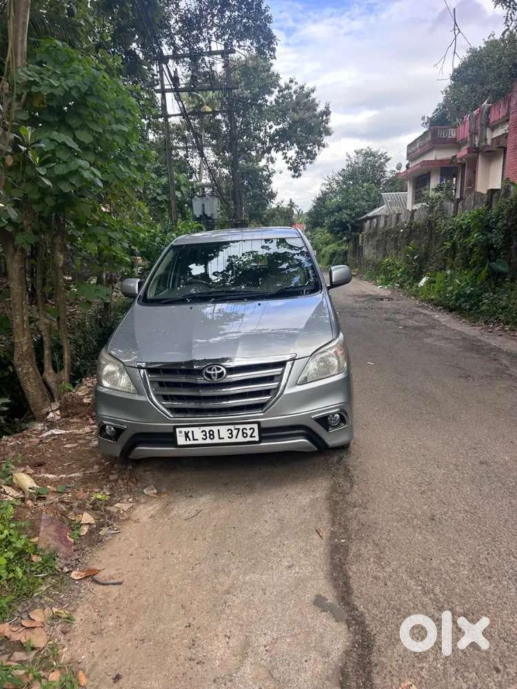 Toyota Innova 2012 Diesel Manual 8 Seater