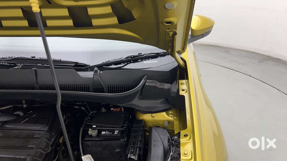 Volkswagen Taigun Topline 1.0 Tsi At (electric Seats), 2022, Petrol