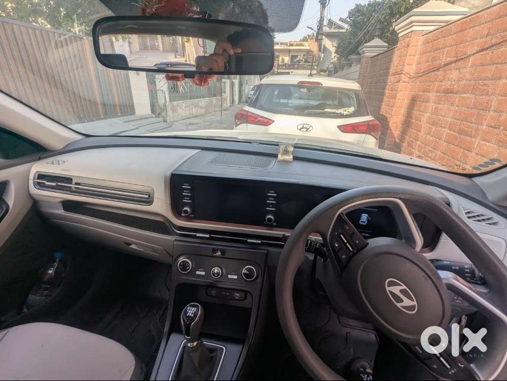 2024 Hyundai Creta Petrol 1.5 - Driven 30000km Only