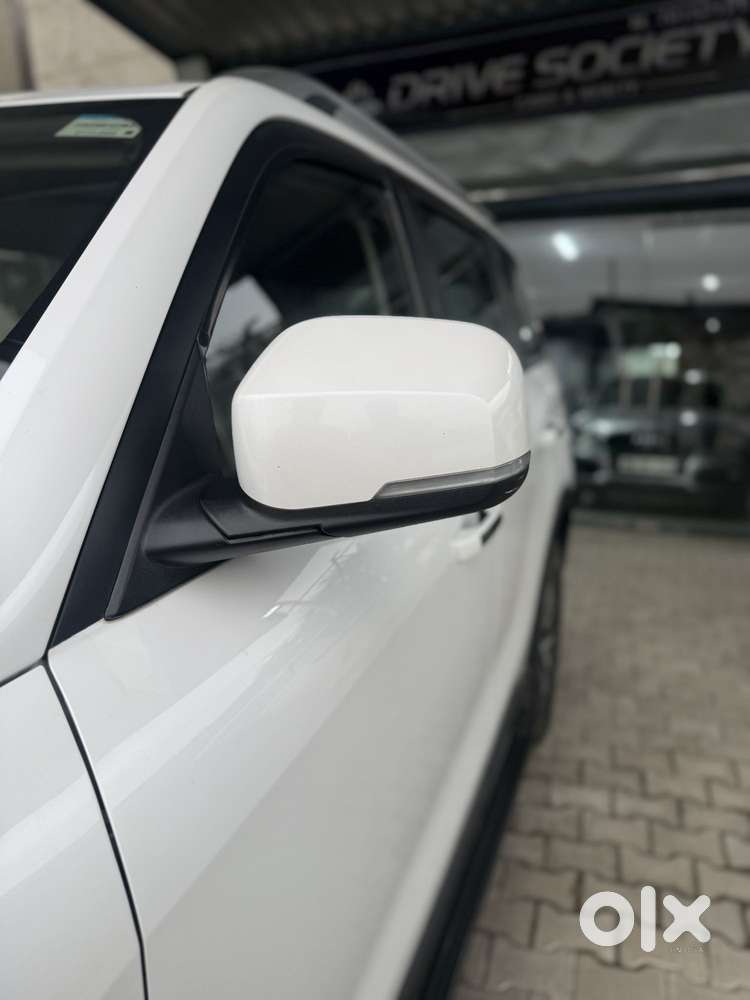 Mahindra Scorpio-n 2.2 Z8 L Diesel At 6 Str, 2022, Diesel