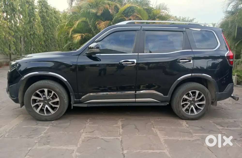 Mahindra Scorpio N 2023 Petrol 23500 Km Driven