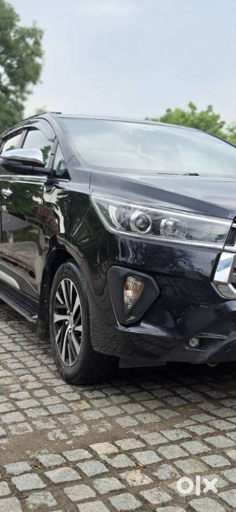 Toyota Innova Crysta [2020-ongoing] 2.4 Zx At 7 Str, 2022, Diesel