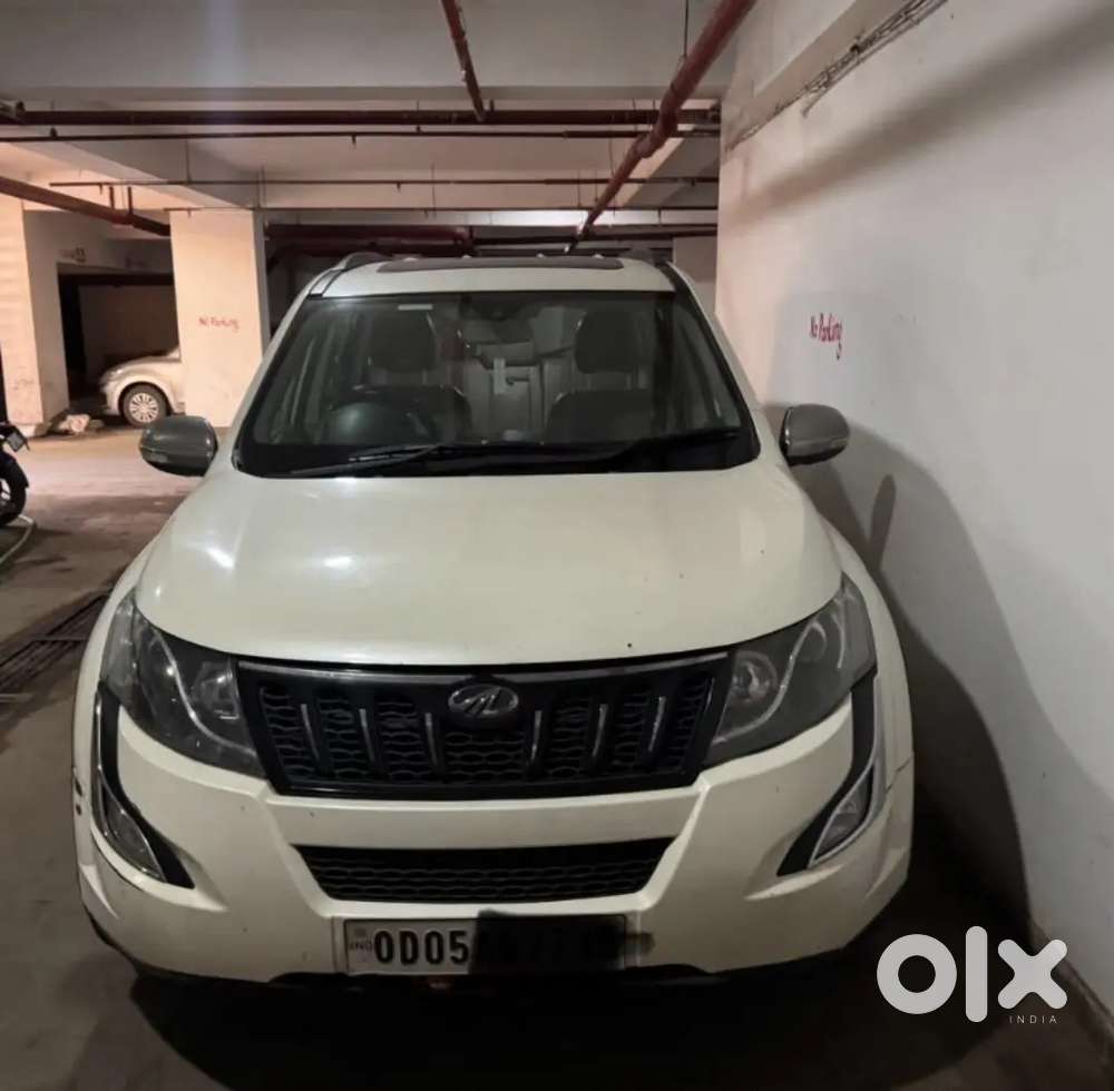 Mahindra Xuv500 2.2 Diesel 2017