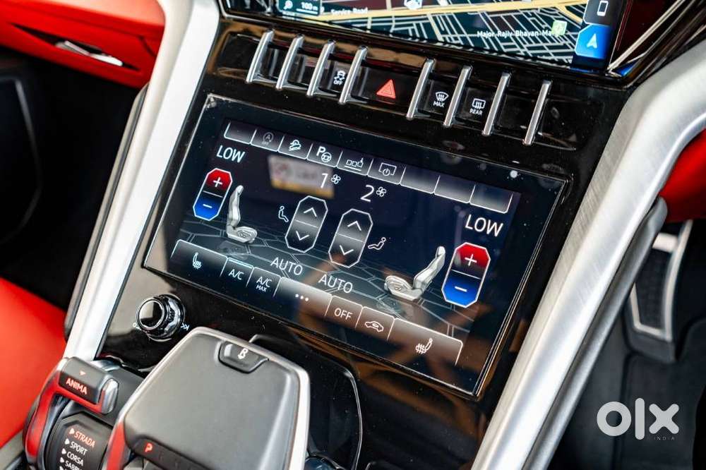 Lamborghini Urus V8, 2021, Petrol