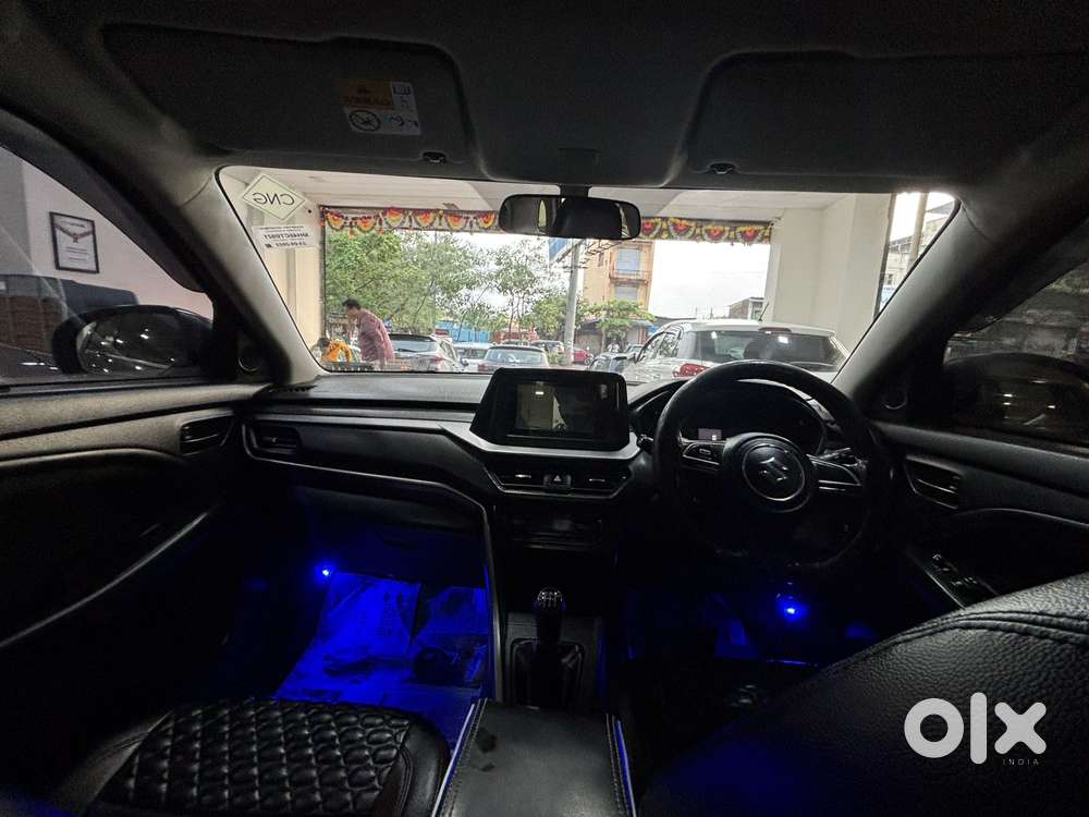 Maruti Suzuki Brezza 1.5 Vxi Cng, 2023, Cng & Hybrids
