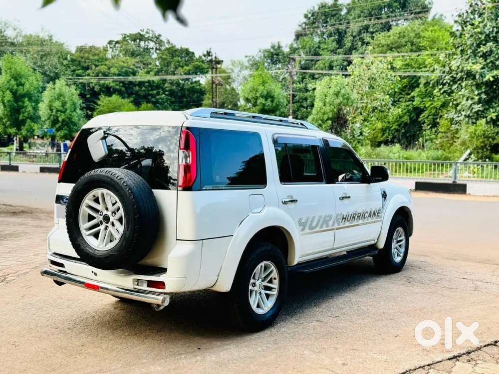 Ford Endeavour Diesel Limited 2012