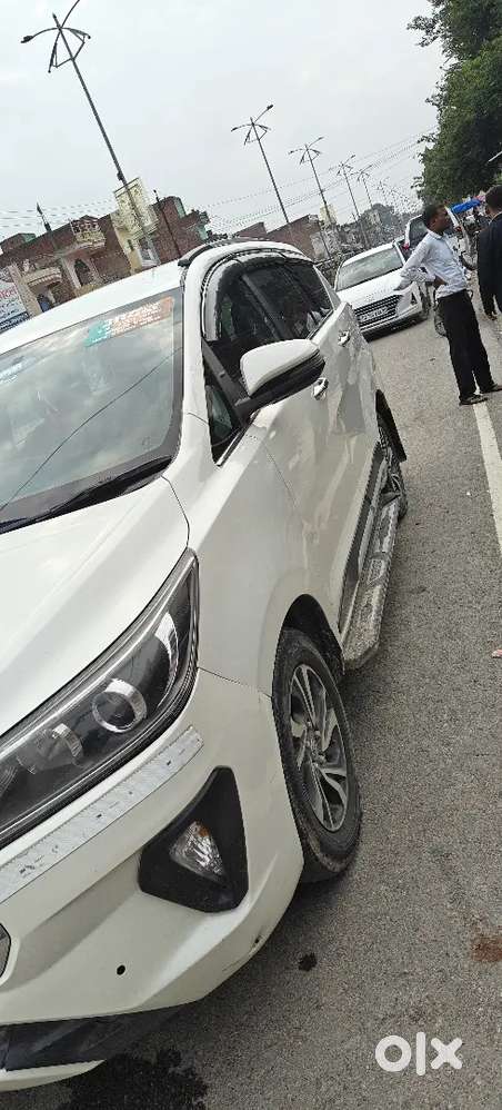 Toyota Innova Crysta 2.4 V 8 2022