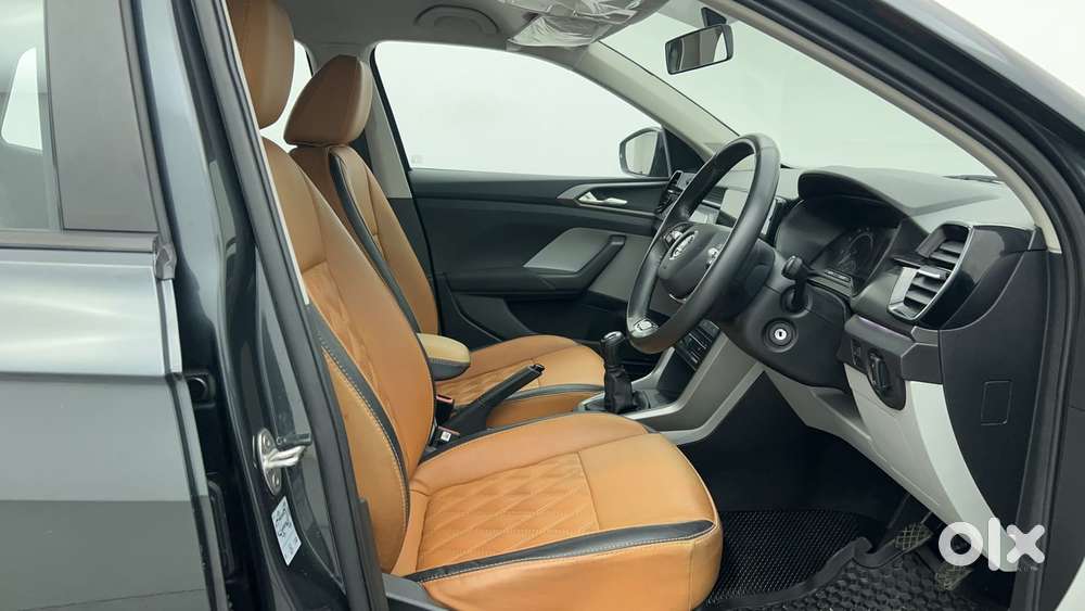 Skoda Kushaq Ambition 1.0l Tsi Mt, 2023, Petrol