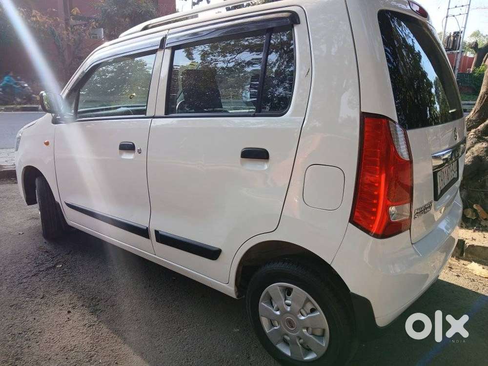 Maruti Suzuki Wagon R Lxi 1.0, 2012, Petrol