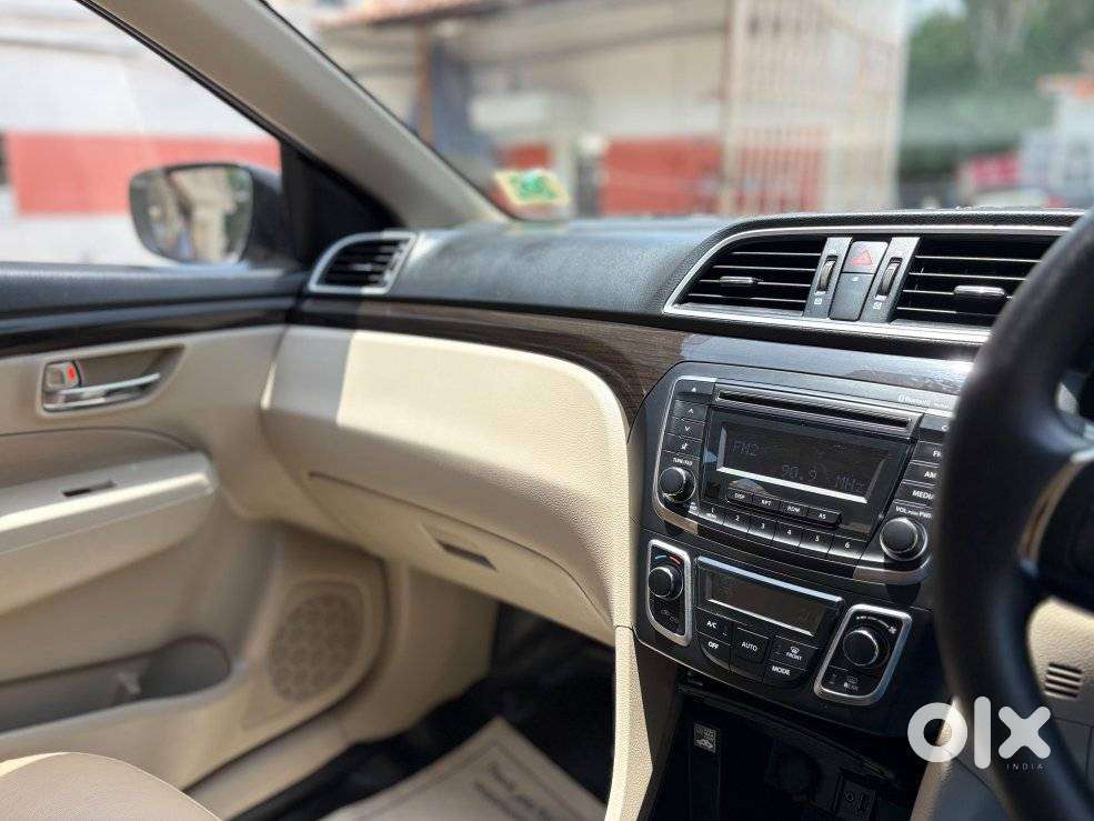 Maruti Suzuki Ciaz 2014-2017 Vxi Plus, 2016, Petrol