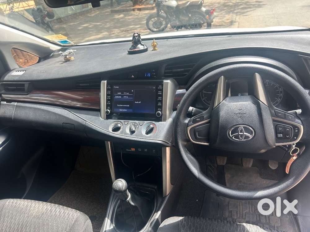 Toyota Innova Crysta Gxi 50800 Driven