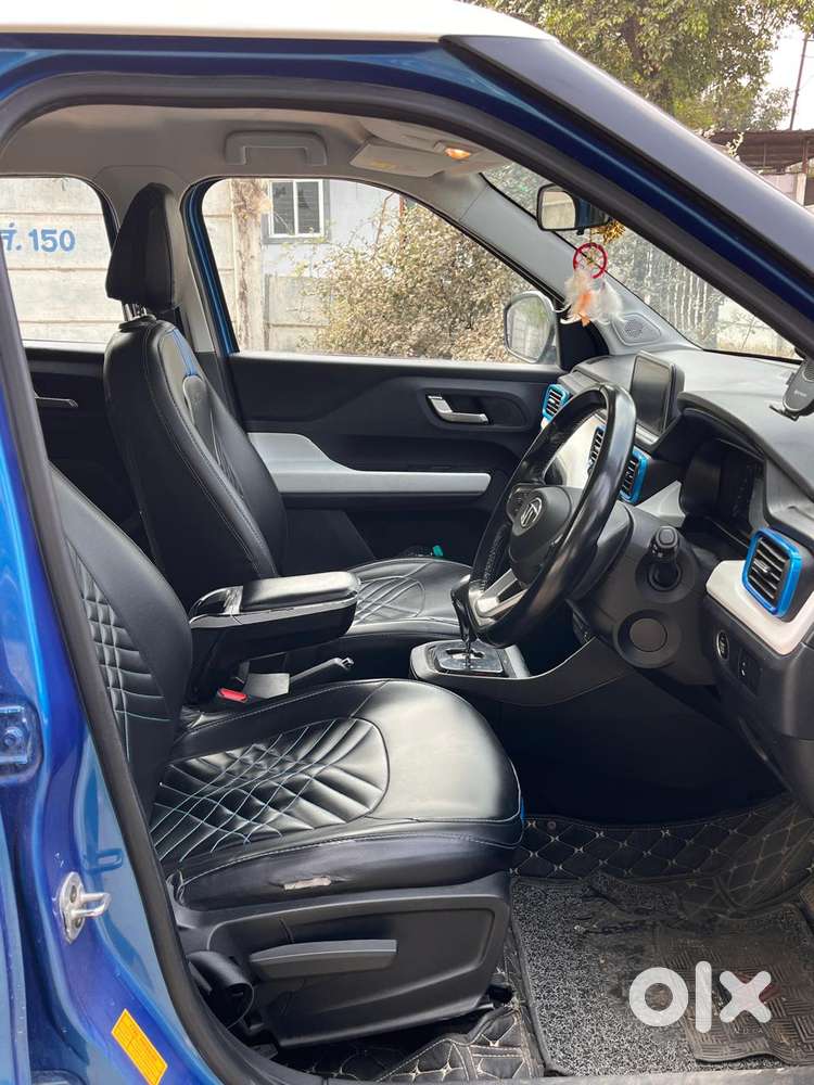 Tata Punch 1.2 Revotron Creative Amt Dual Tone, 2021, Petrol