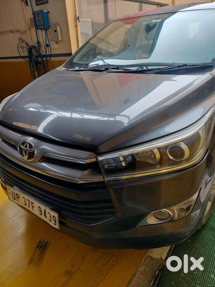 Toyota Innova Crysta 2017