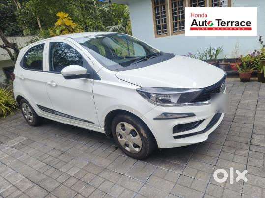 Tata Tiago 1.2 Revotron Xt (o), 2021, Petrol