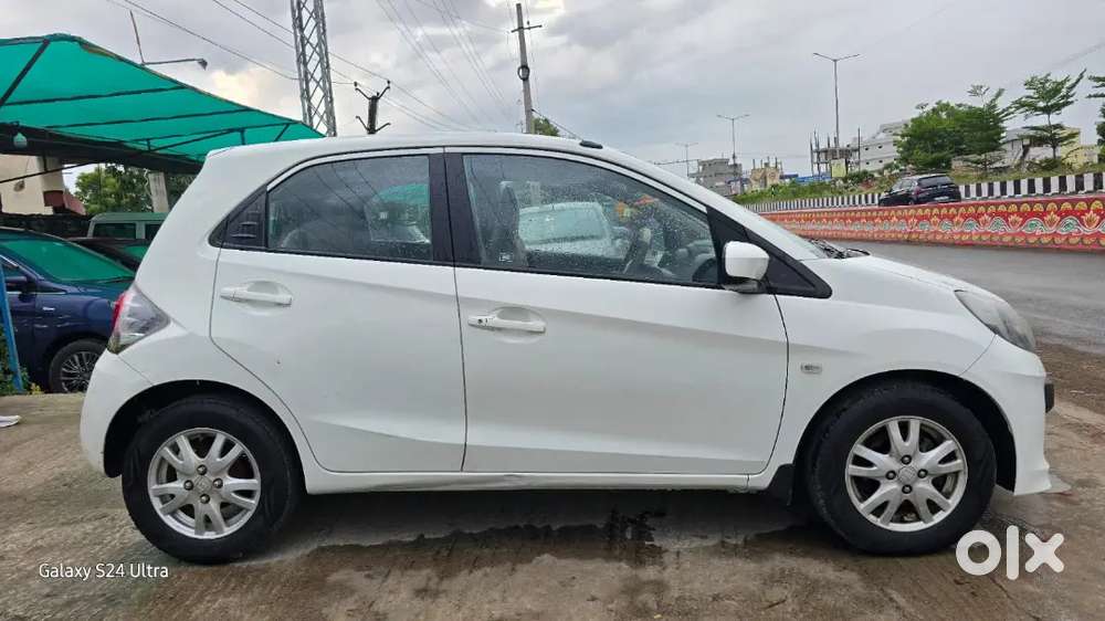 Honda Brio 2016