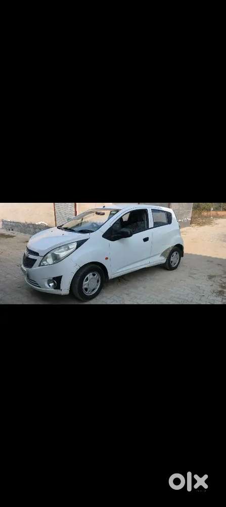 Beat Car White Colour
