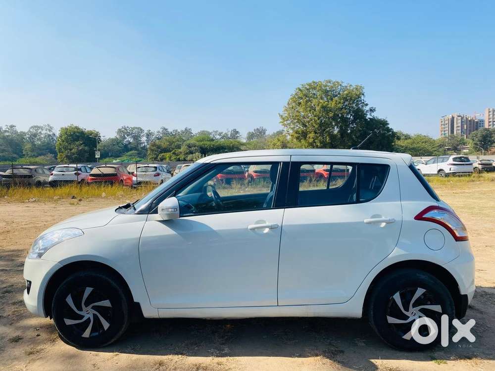 Maruti Suzuki Swift 2011-2014 Vxi, 2013, Petrol