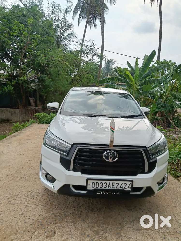 Toyota Innova Crysta 2022 Diesel 52000 Km Driven