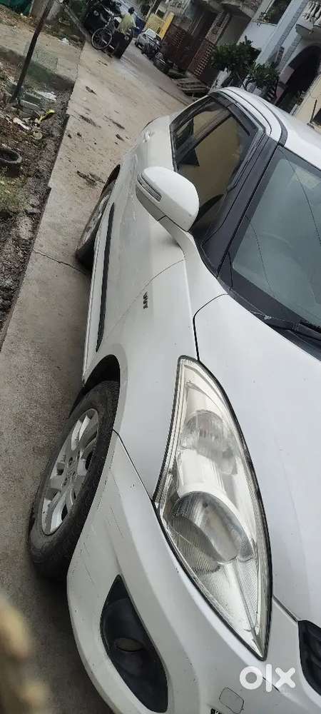 Maruti Suzuki Dzire Zxi 2014