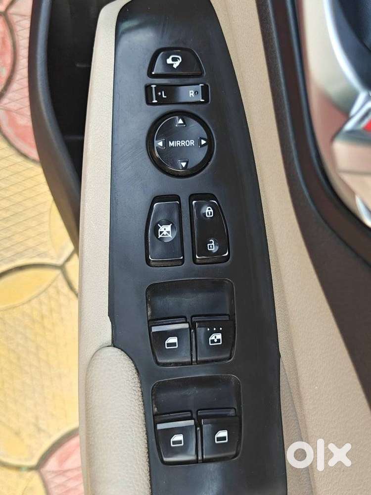 Hyundai Verna 1.6 Sx (o) Vtvt Se, 2019, Petrol