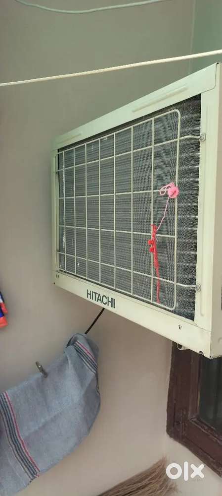 Hitachi Window AC 1.5 Ton