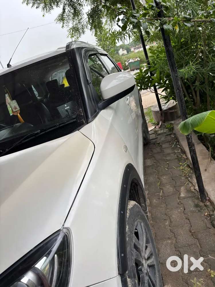 Maruti Brezza Zdi 2019