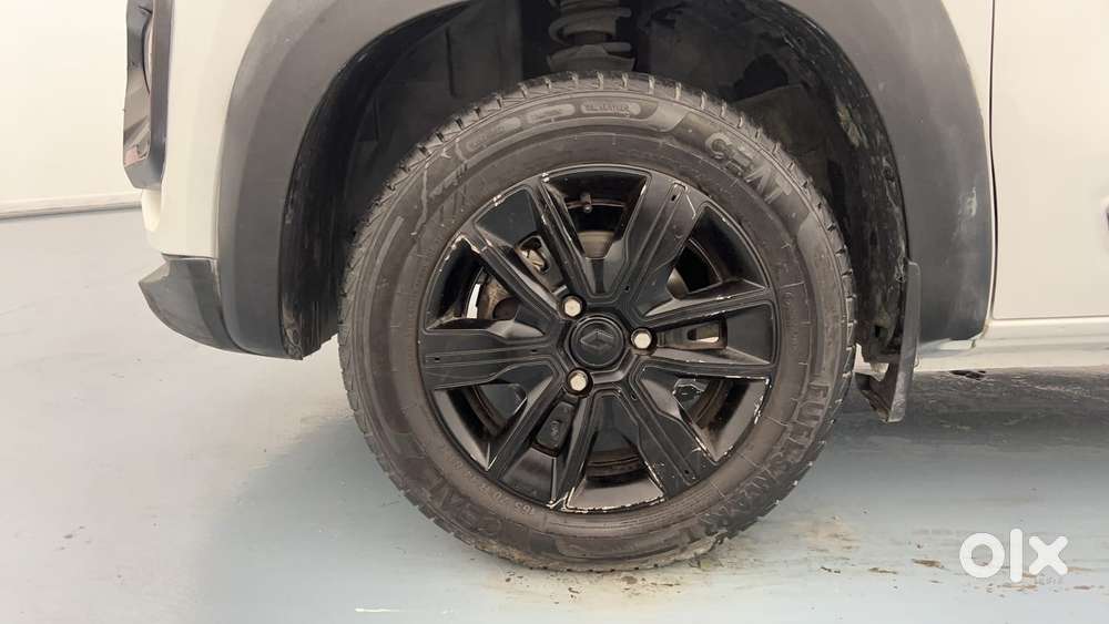 Renault Kwid 1.0 Climber (o) Dual Tone, 2022, Petrol