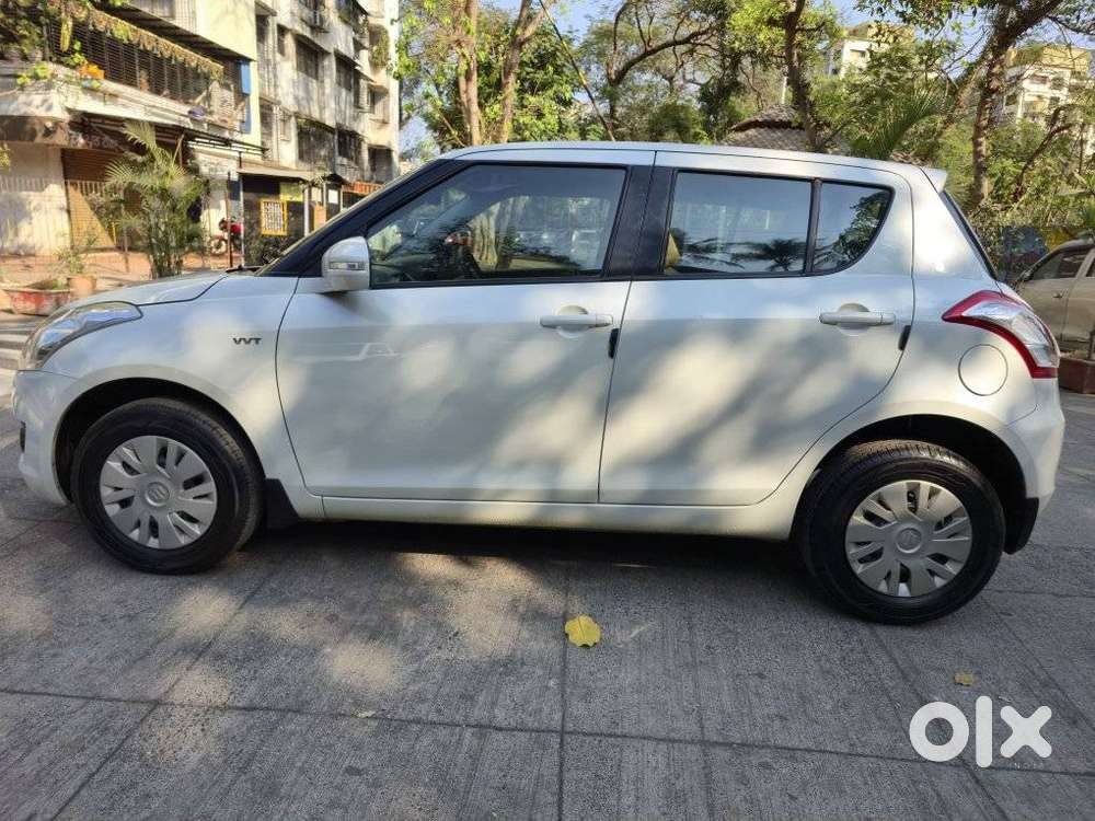 Maruti Suzuki Swift Vxi + Manual, 2012, Petrol