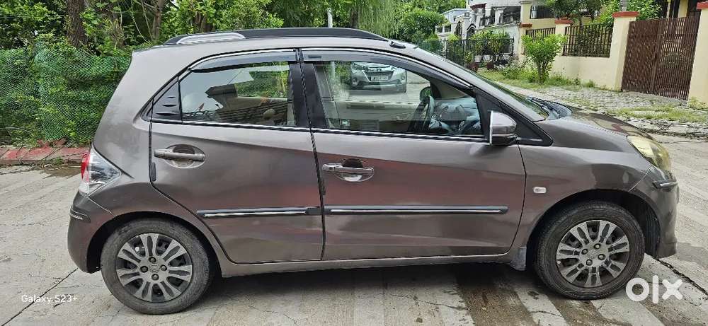 Honda Brio 2015 Cng & Hybrids Well Maintained