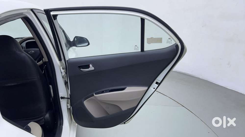 Hyundai Xcent 1.2 Vtvt Sx Option, 2014, Petrol