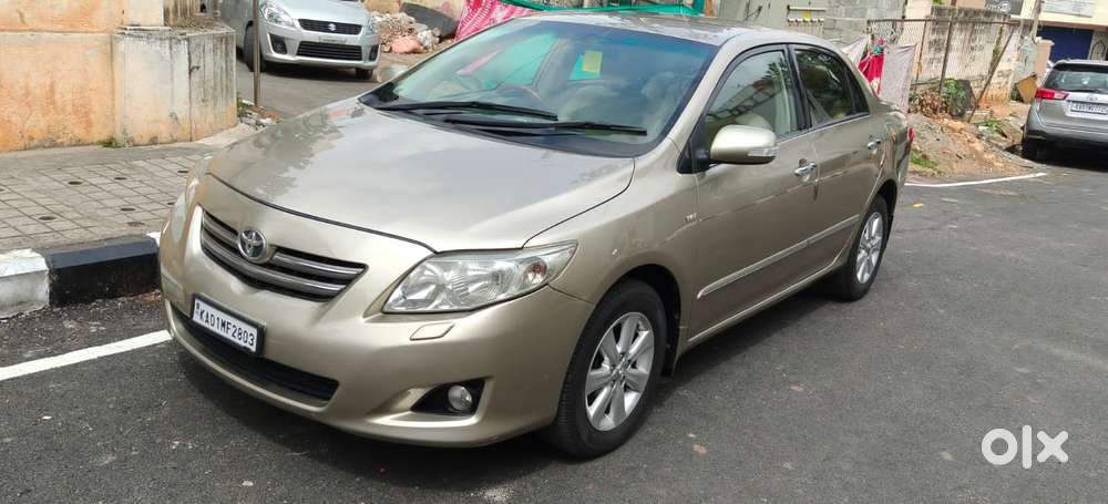 Toyota Corolla Altis G, 2010, Petrol