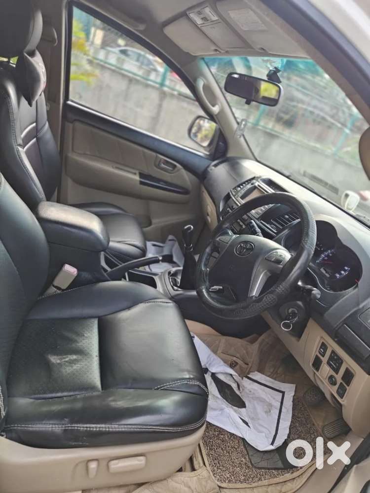 Toyota Fortuner 2.5 4x2 Mt Trd Sportivo, 2015, Diesel