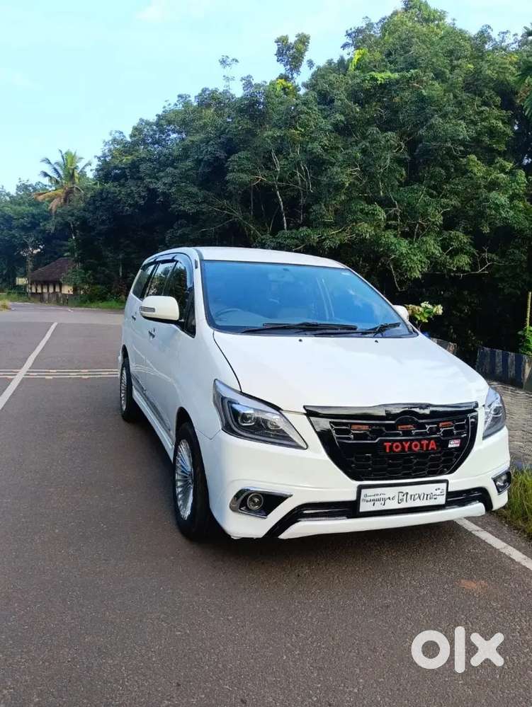 Toyota Innova 2012 V Diesel Manual